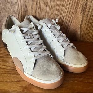 Zina Sneaker Dolce Vita White Dune Tan Gold Athleisure Shoe 9